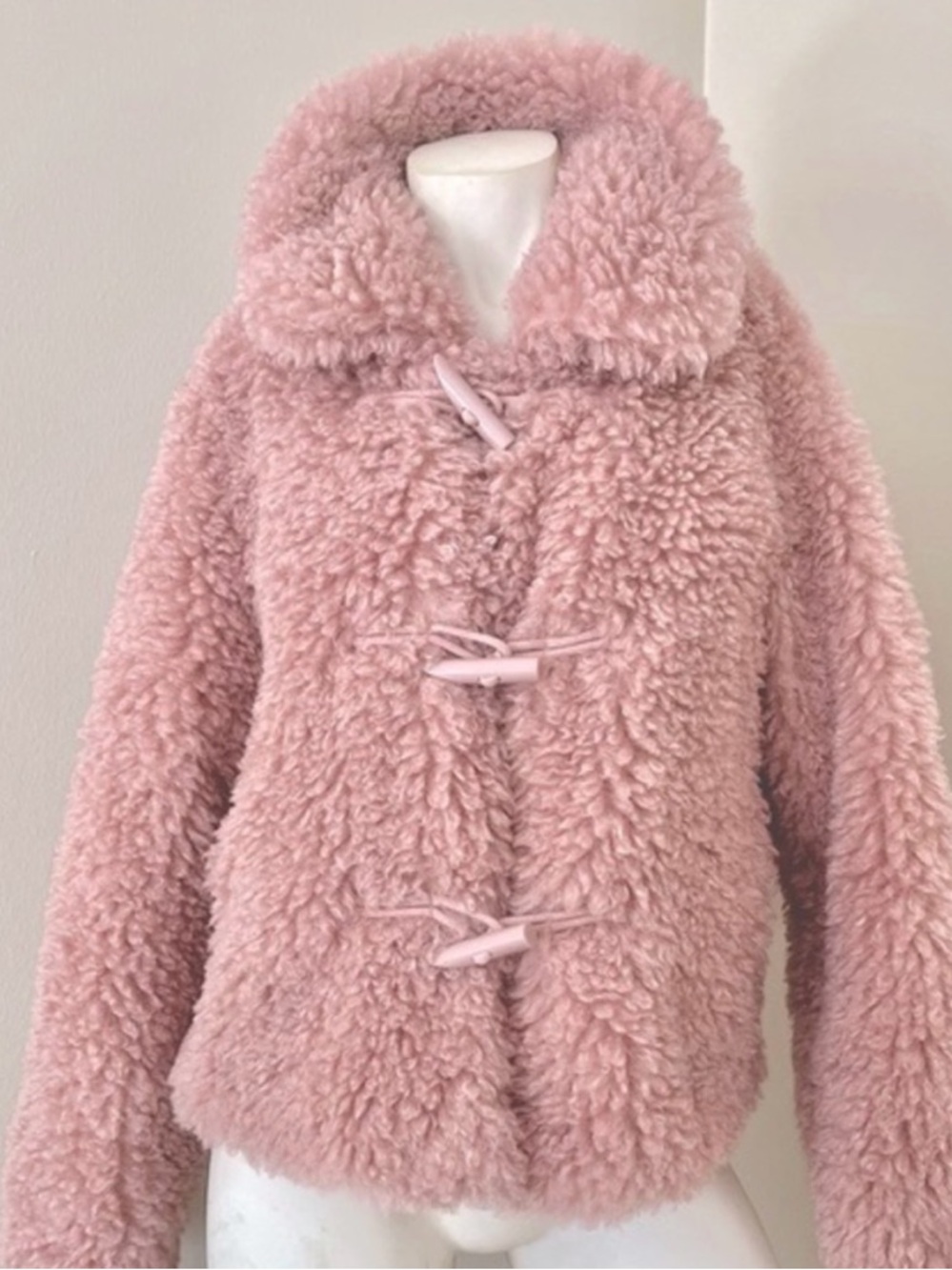 NEW LC Lauren Conrad cropped faux fur teddy jacket - Picture 3 of 5